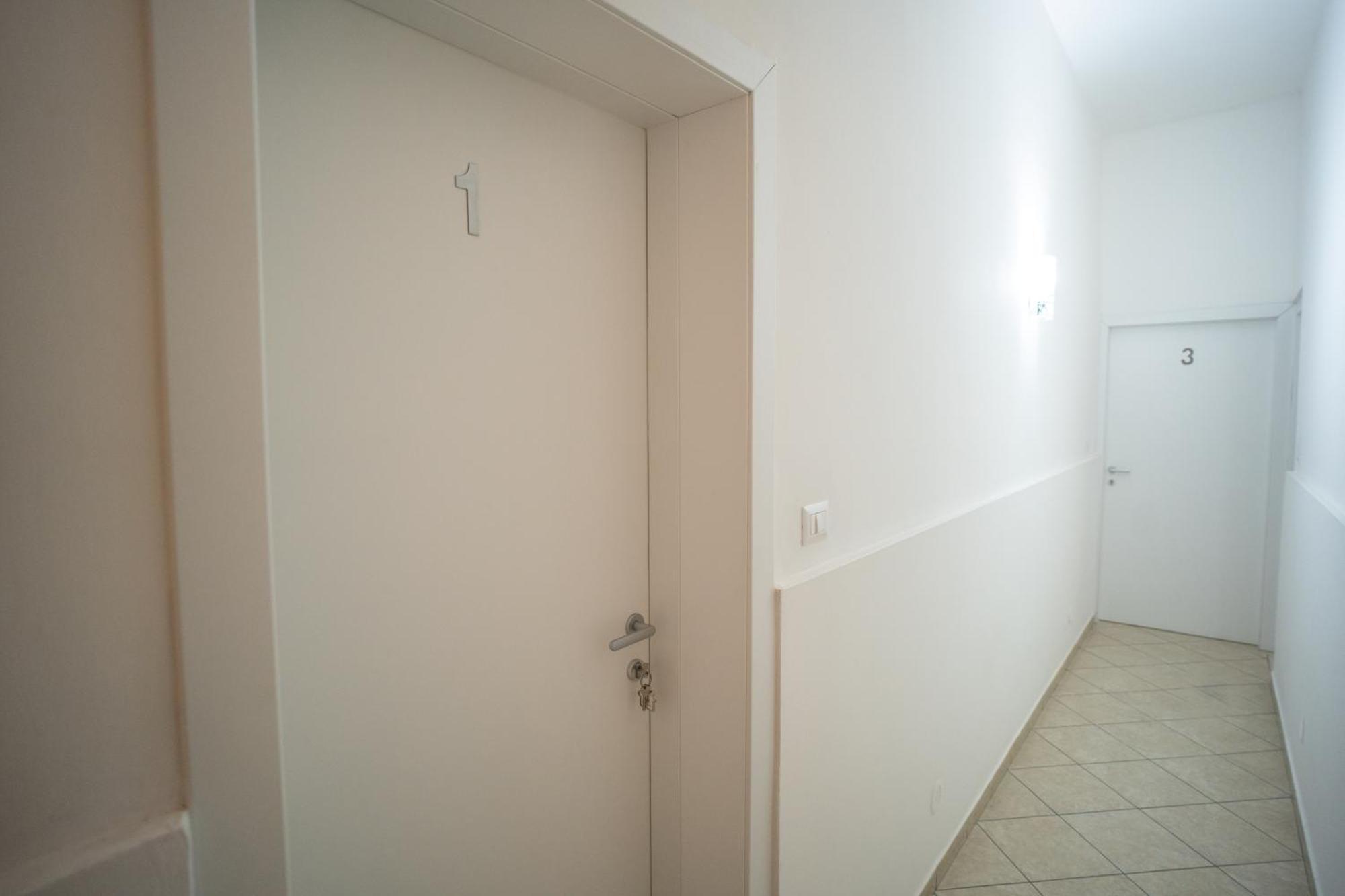 Whitehouse Bed and Breakfast Lecce Exteriör bild