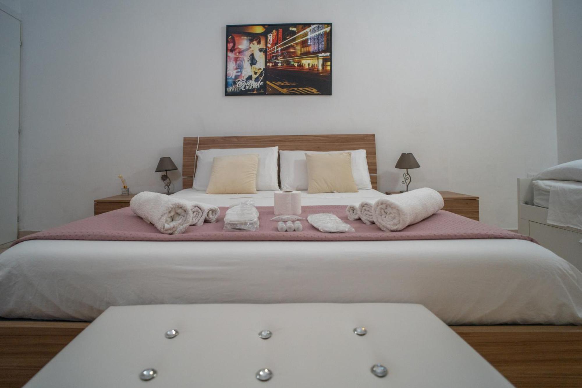 Whitehouse Bed and Breakfast Lecce Exteriör bild